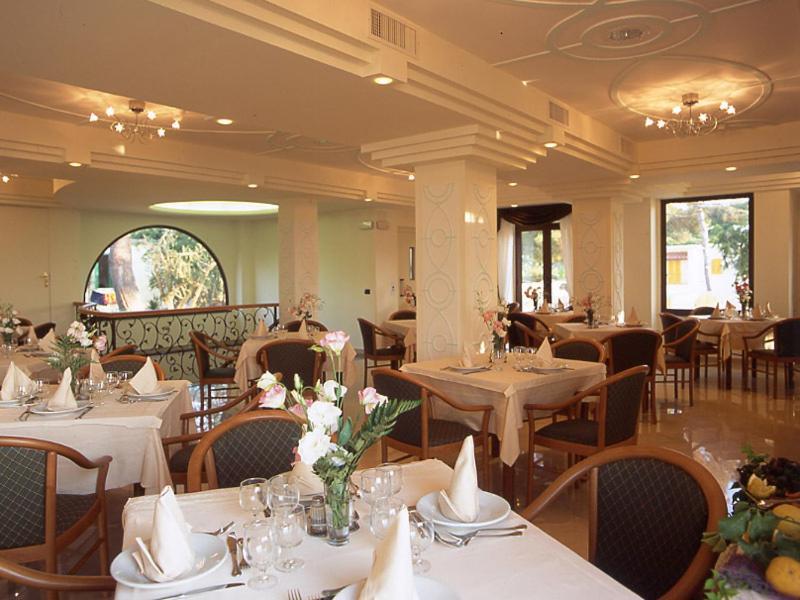 Albergo Villa Hibiscus Forio  Bagian luar foto